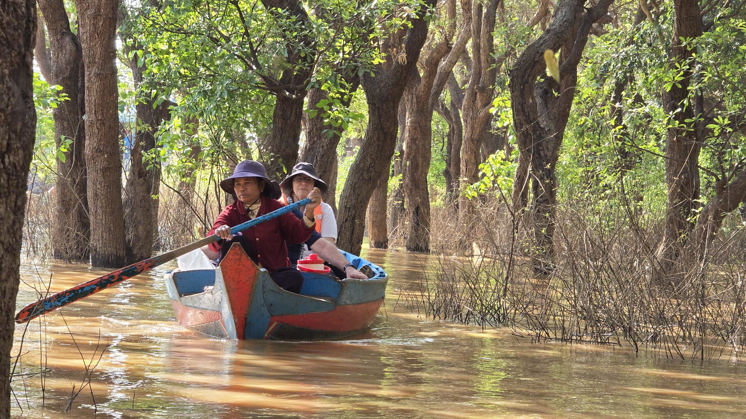 boat canoeing